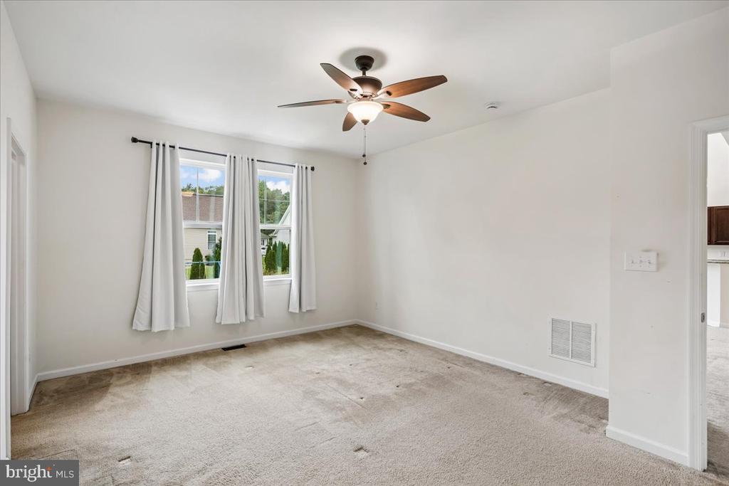127 Carriage Dr.