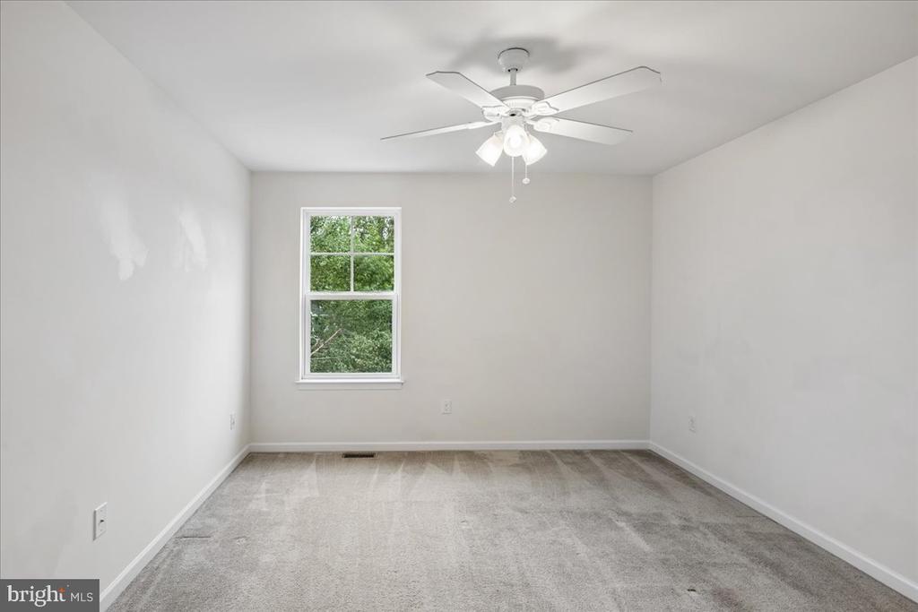 127 Carriage Dr.