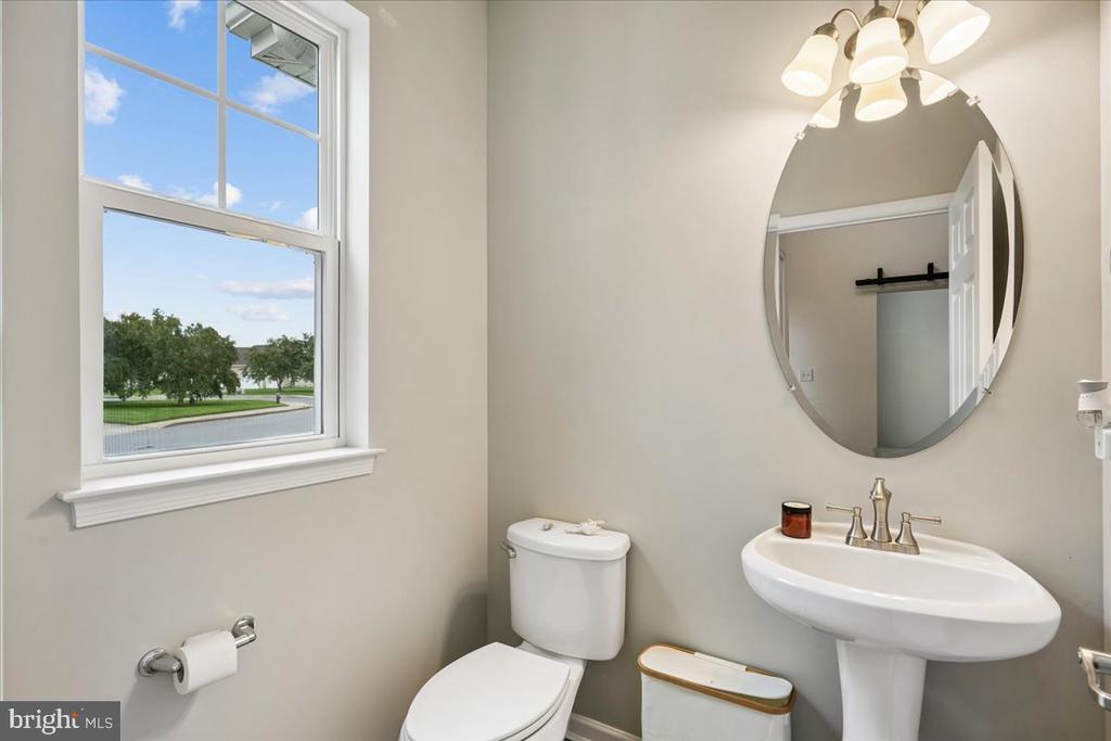 127 Carriage Dr.
