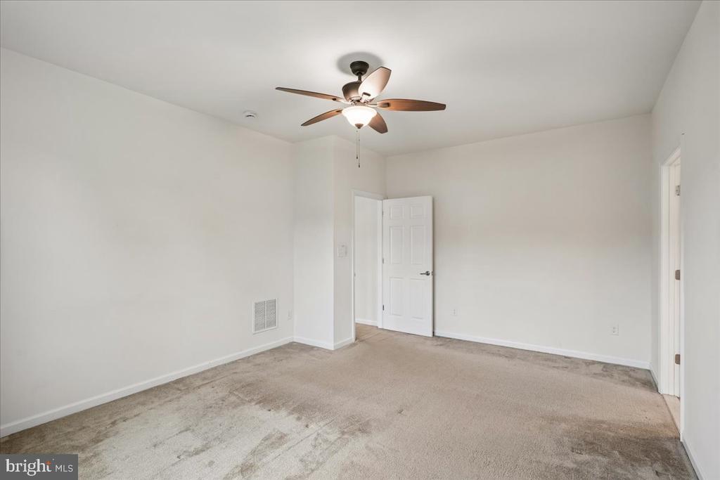 127 Carriage Dr.
