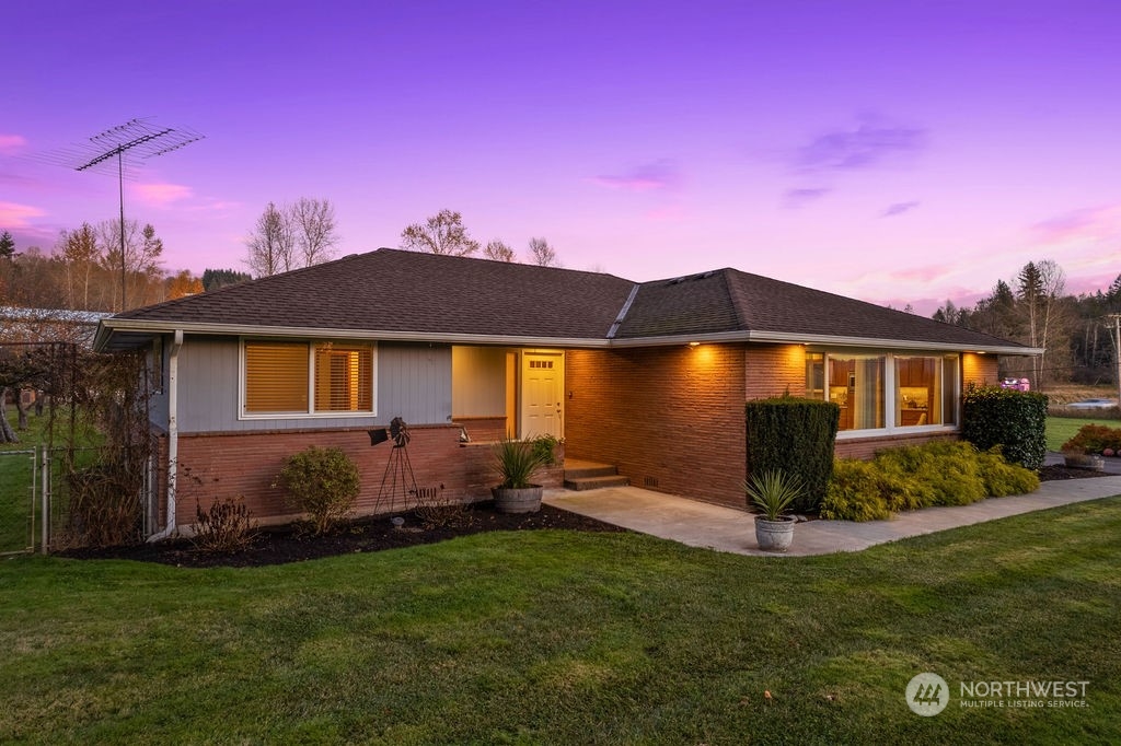 16303 Roosevelt Road