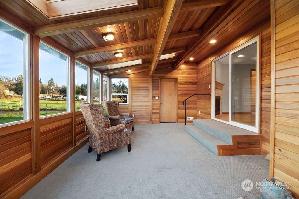 16303 Roosevelt Road