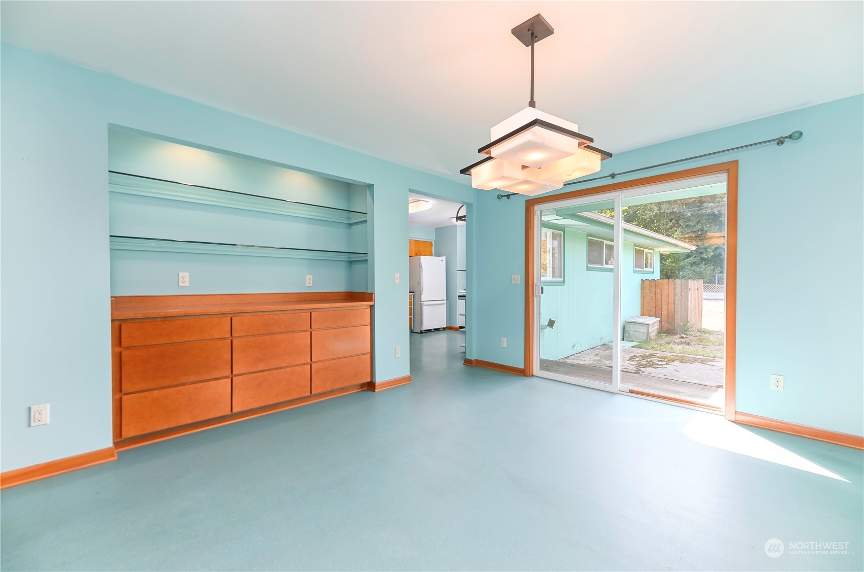5117 W View Drive