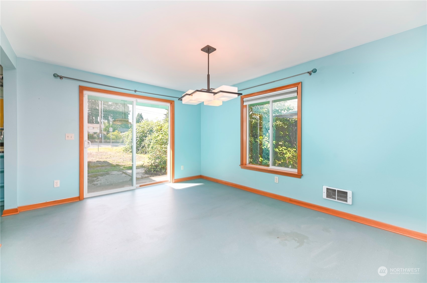5117 W View Drive