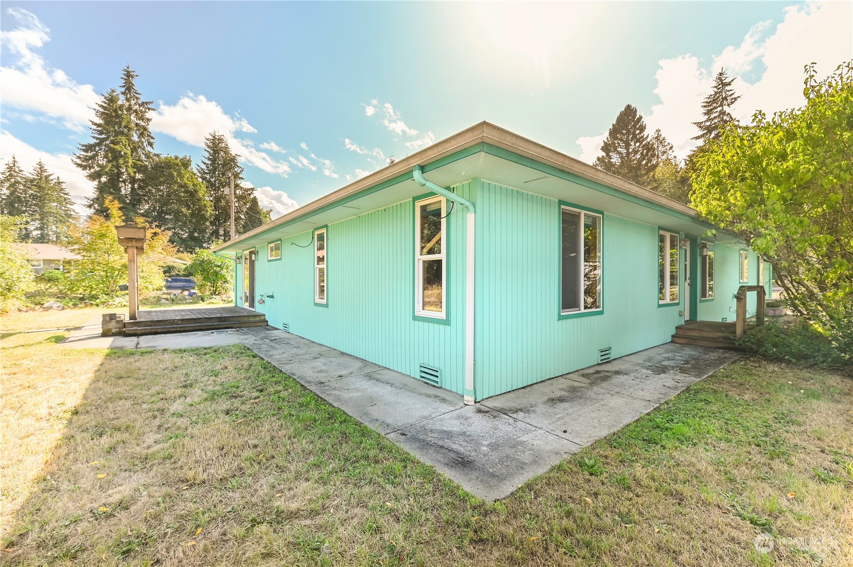 5117 W View Drive