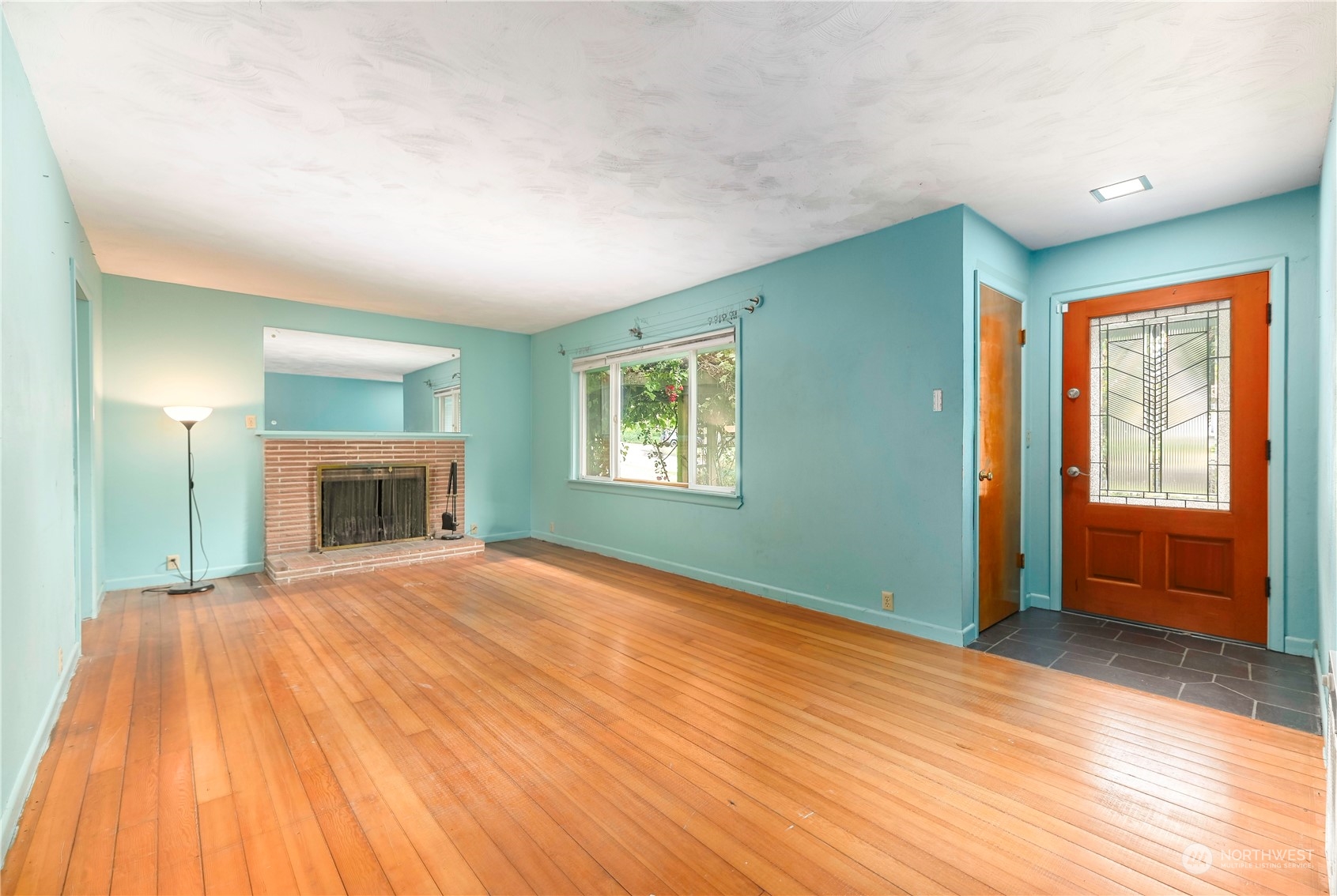 5117 W View Drive