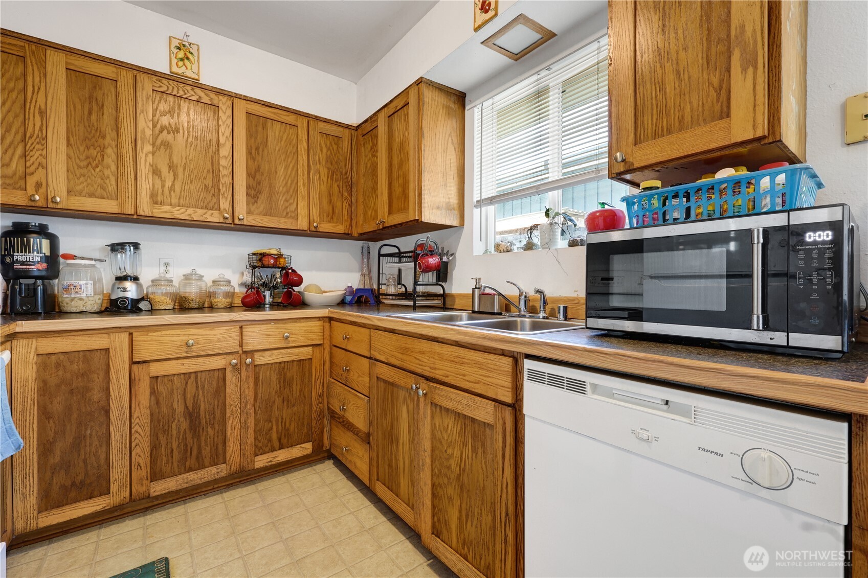 209 76th Street SE