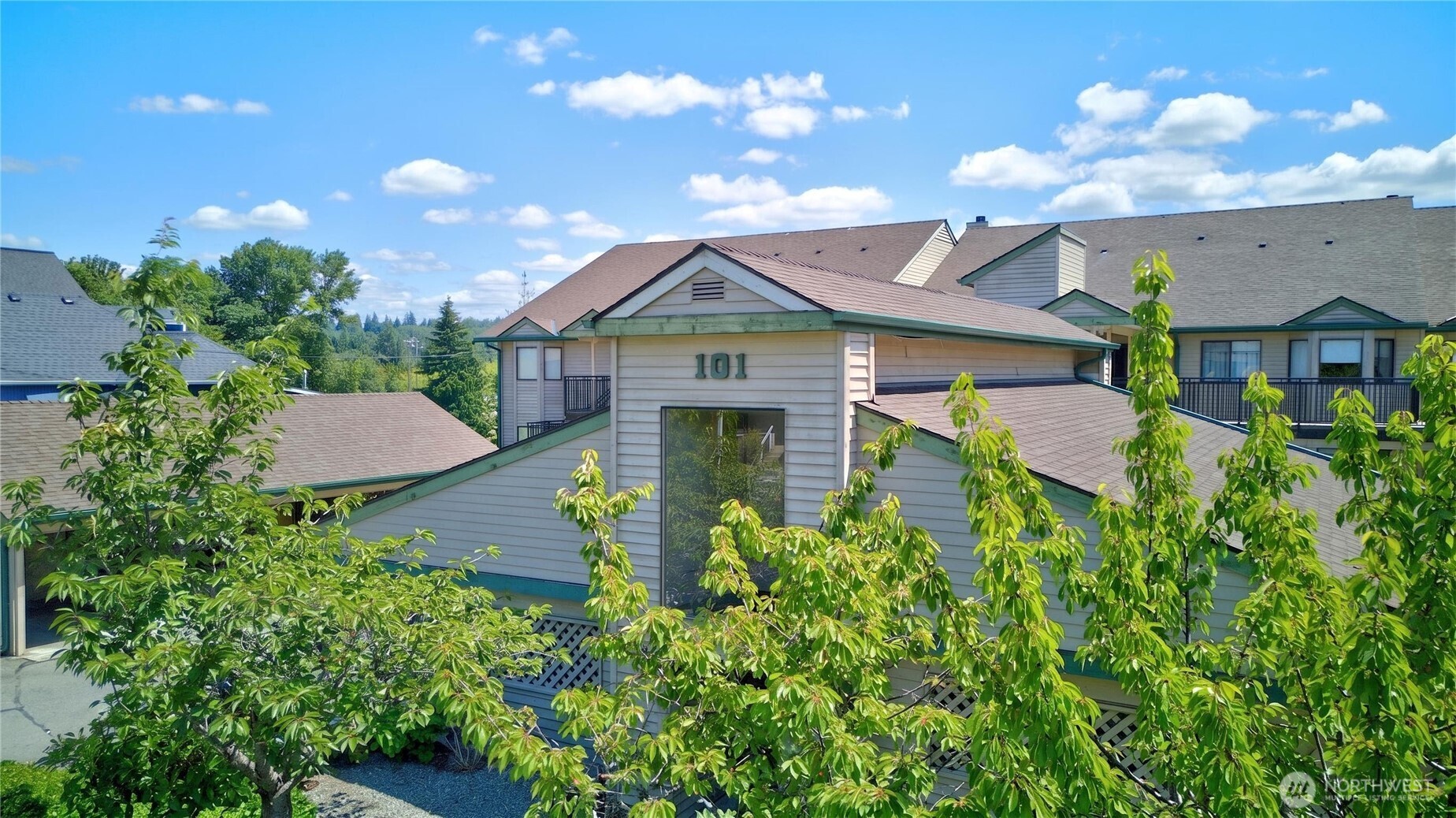 101 Pine Avenue Unit: 103