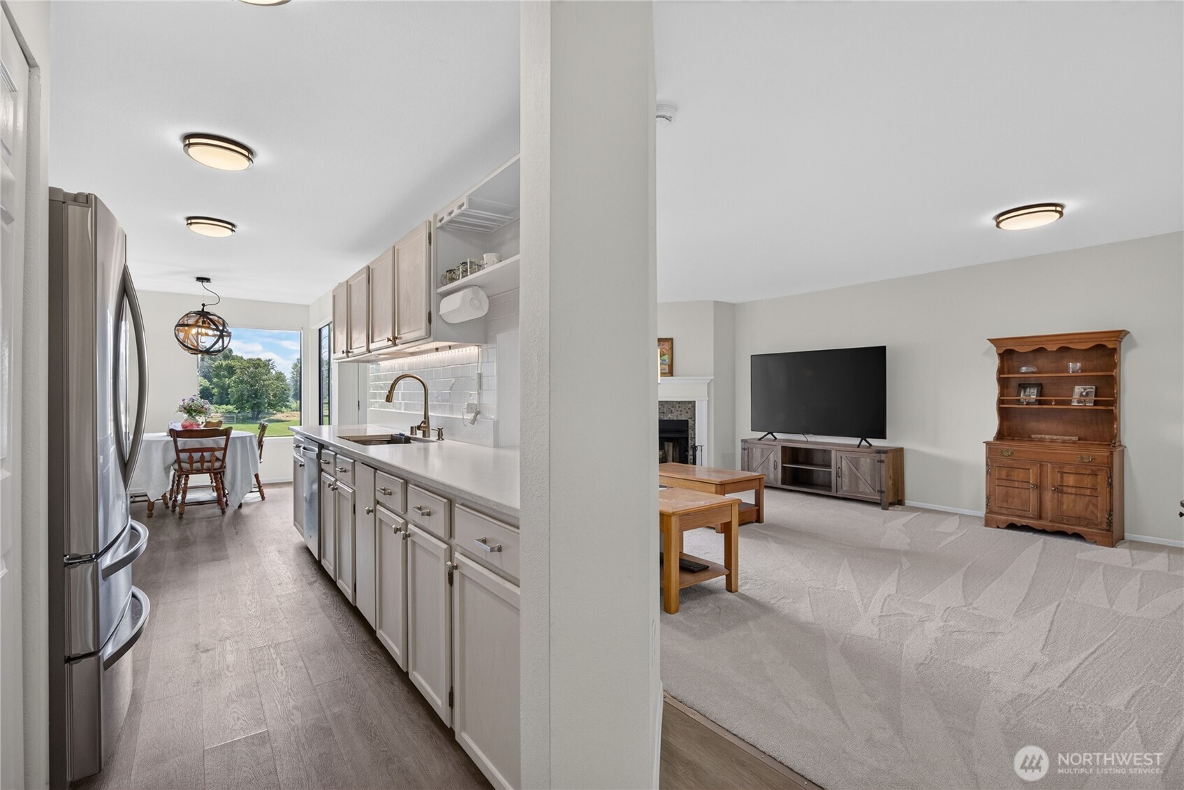 101 Pine Avenue Unit: 103