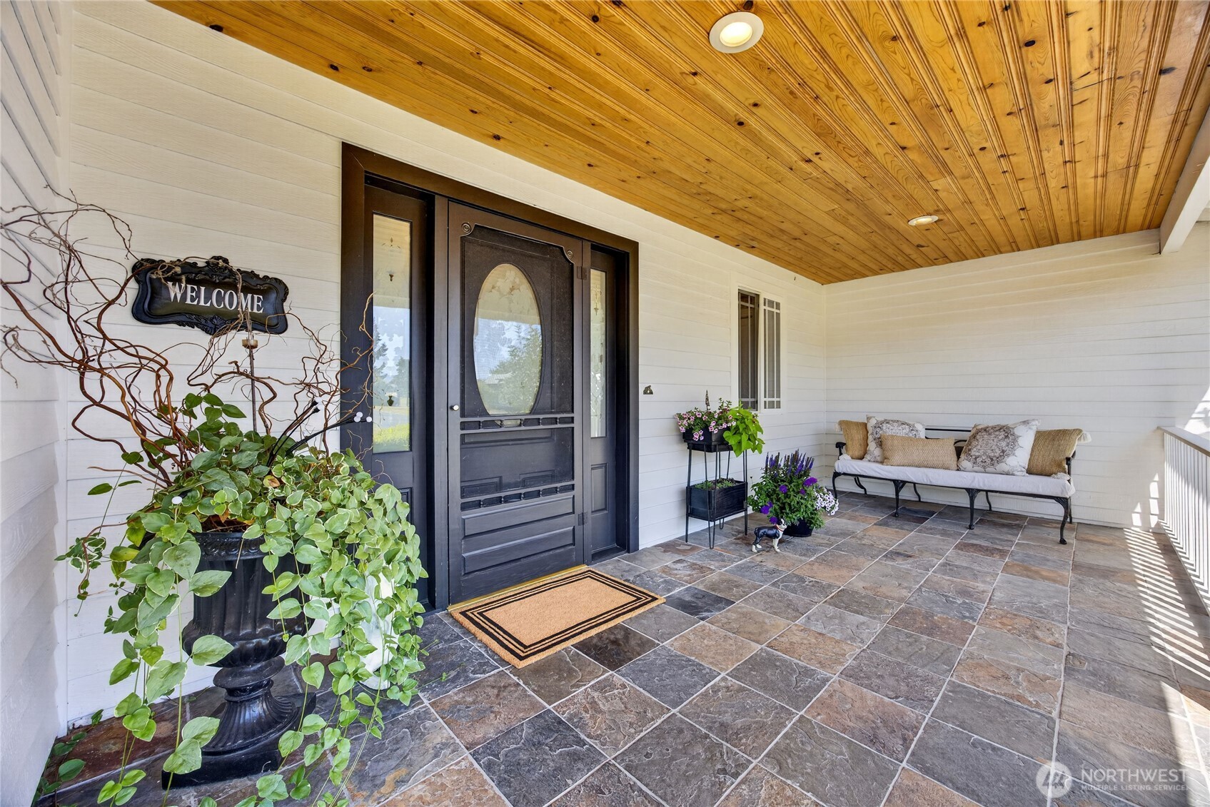 5822 Northridge Drive