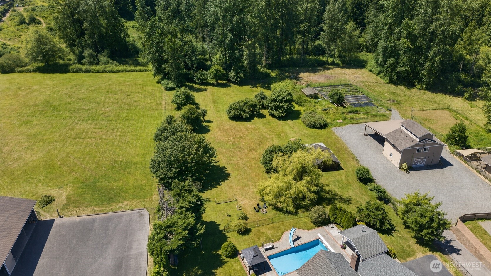 5822 Northridge Drive