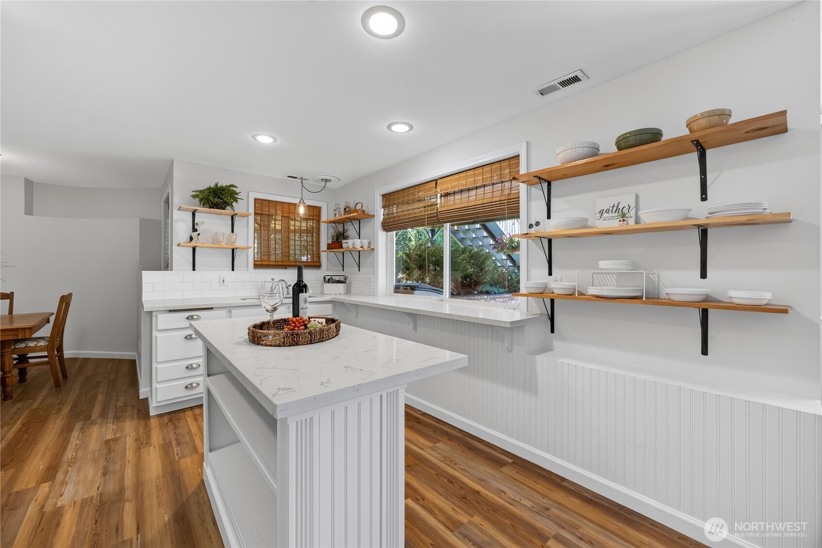5822 Northridge Drive