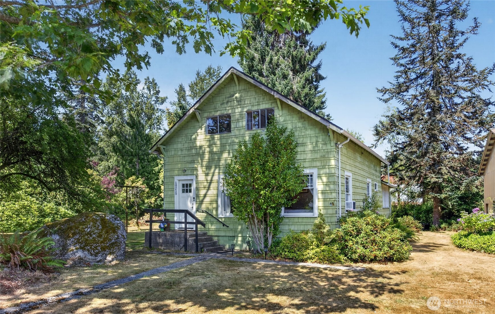 10215 & 10115 56th Street SE