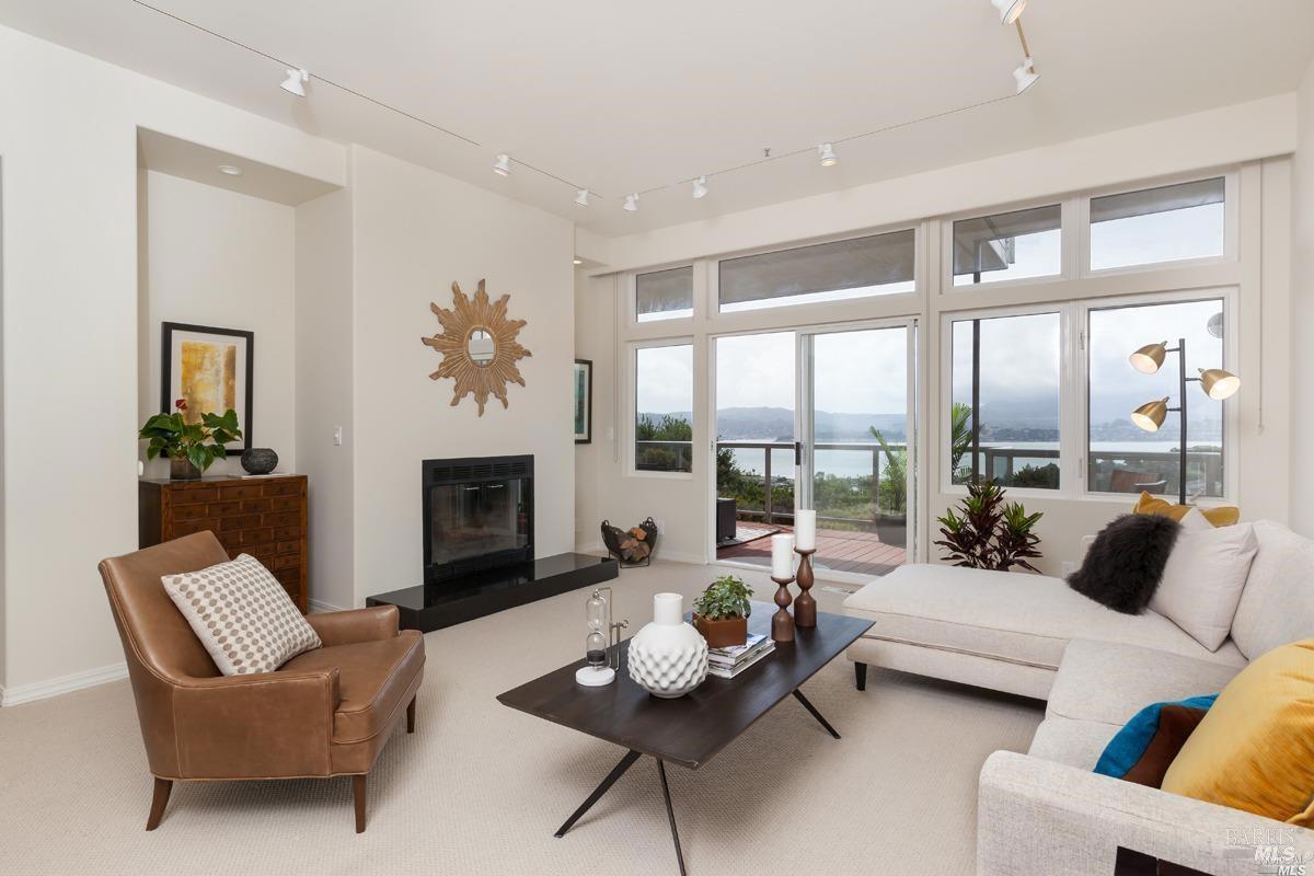 24 Red Hill Circle