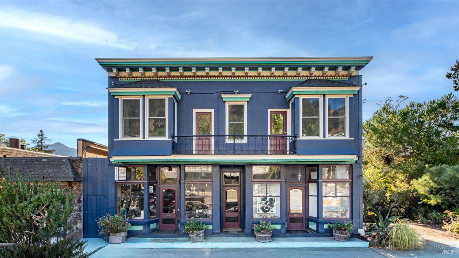 713 Sir Francis Drake Boulevard Unit: #A