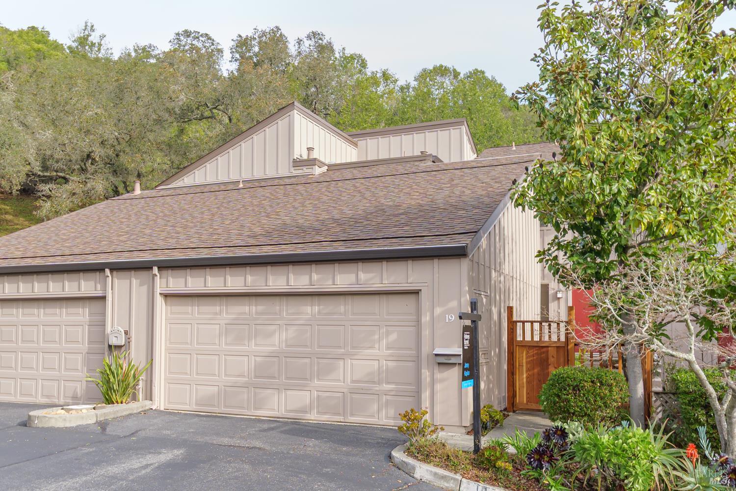 19 Burdell Court
