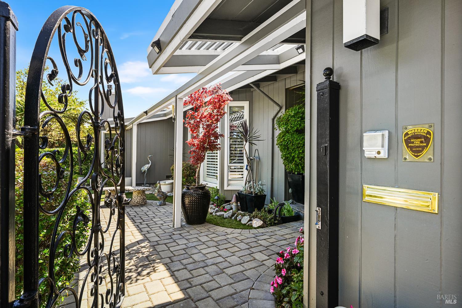 15 Sorrento Way