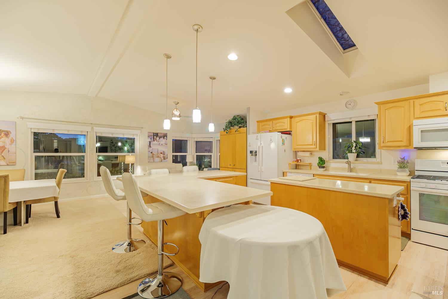 376 Glacier Way