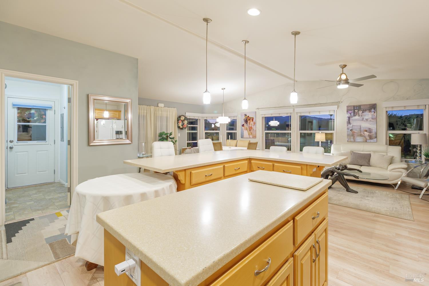 376 Glacier Way