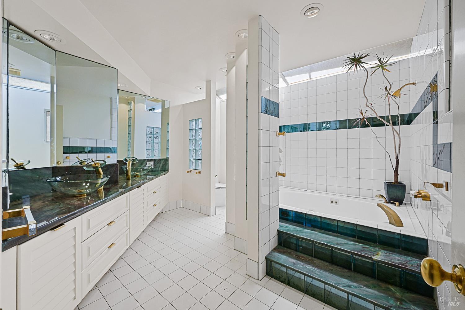 15 Sorrento Way