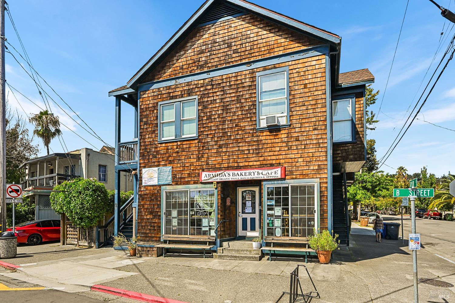 56 Martens Boulevard