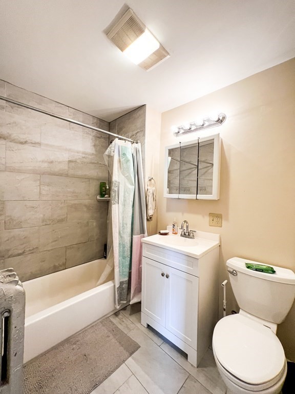 102 Trowbridge Street # 3R