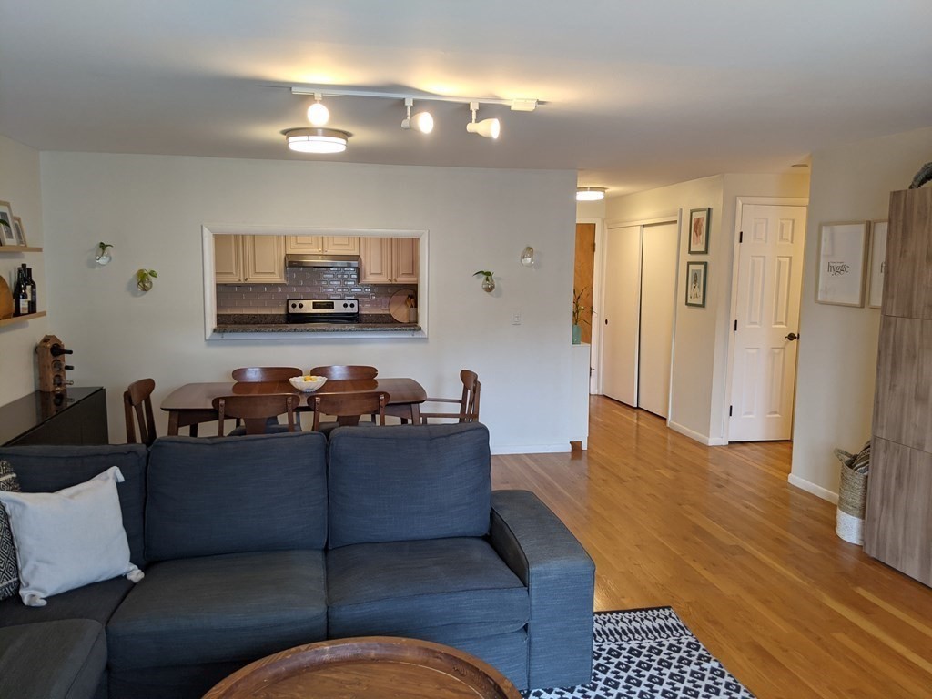 121 Tremont St # 315