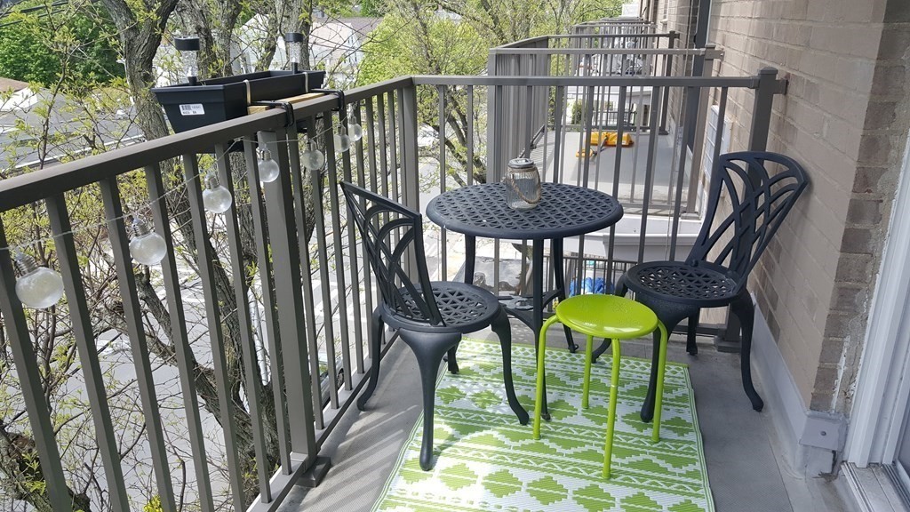 121 Tremont St # 315