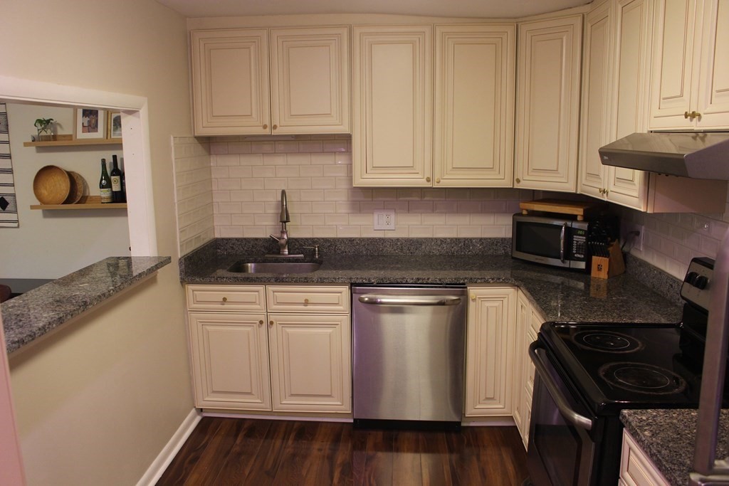 121 Tremont St # 315