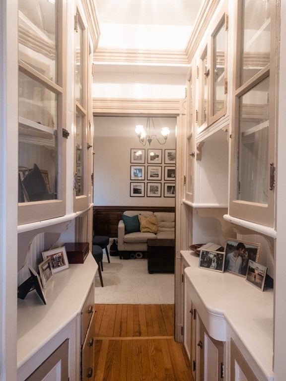 295 Commonwealth # 4C