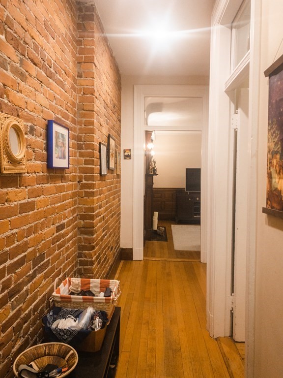 295 Commonwealth # 4C