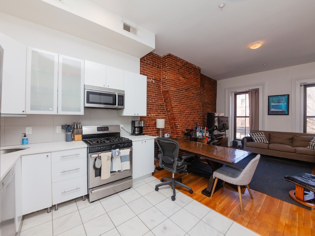 1662 Washington St. # 3