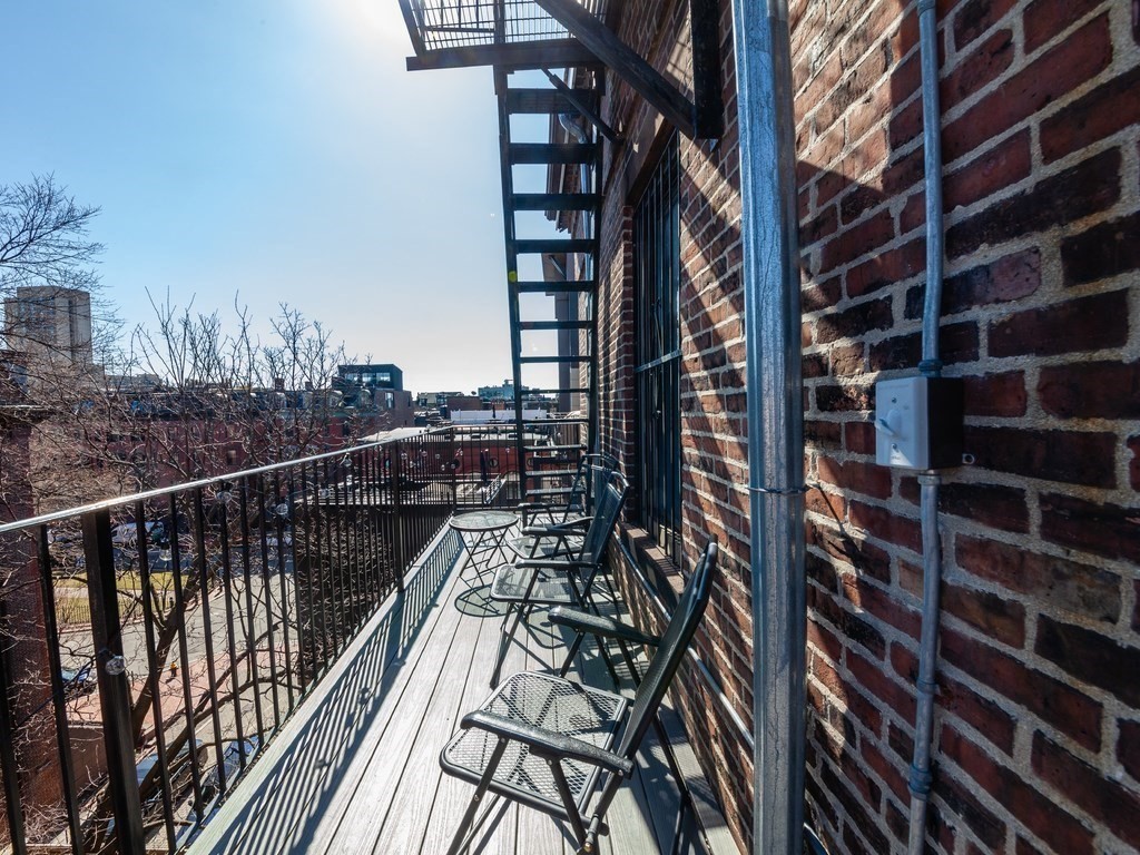 1662 Washington St. # 3