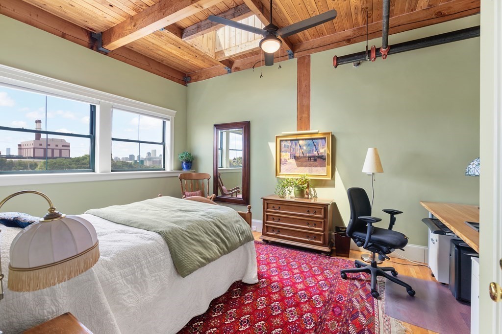 881 East First # 502