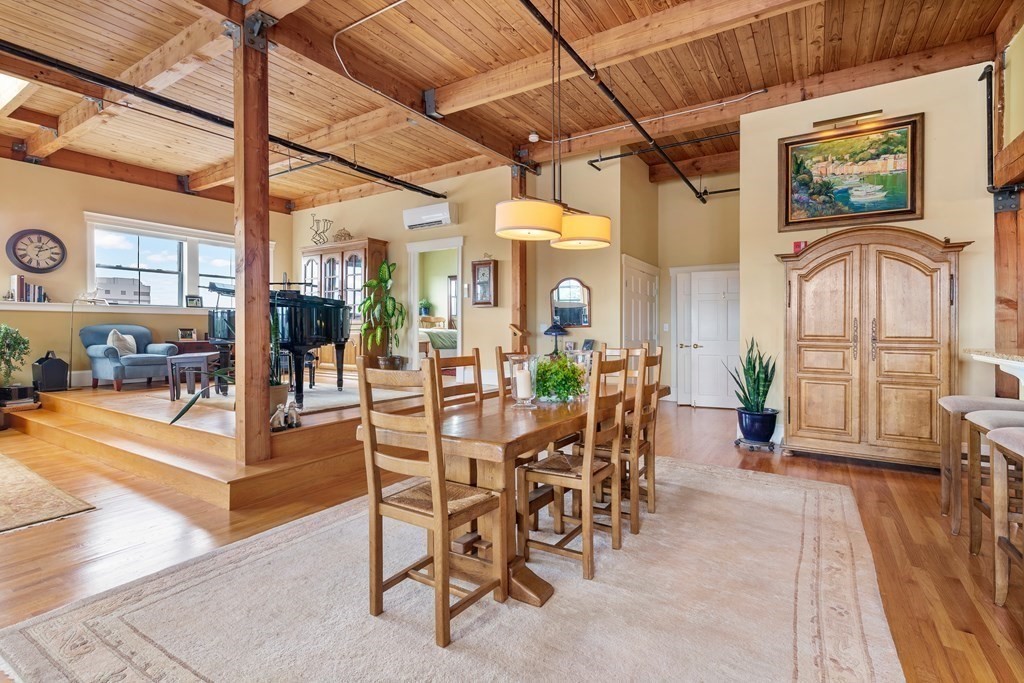 881 East First # 502