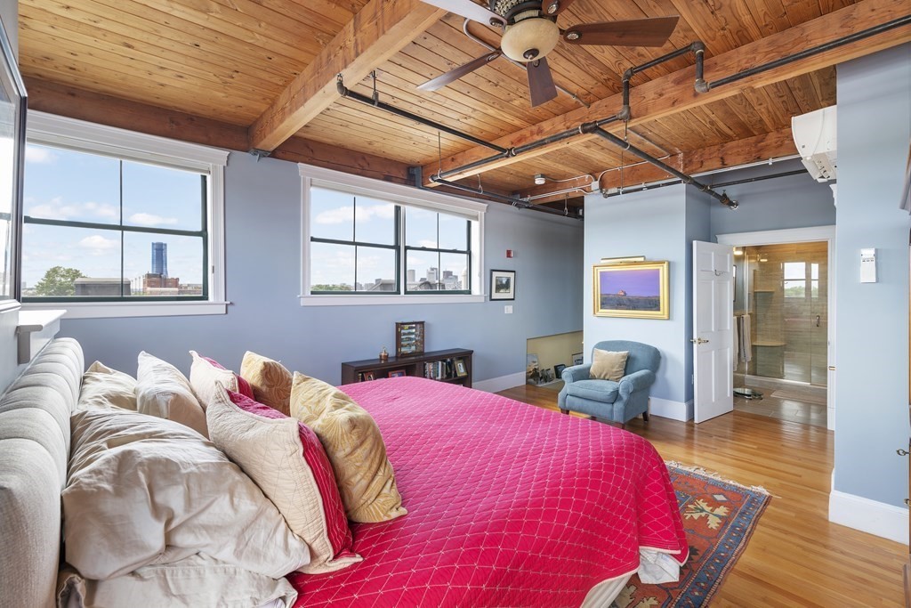 881 East First # 502