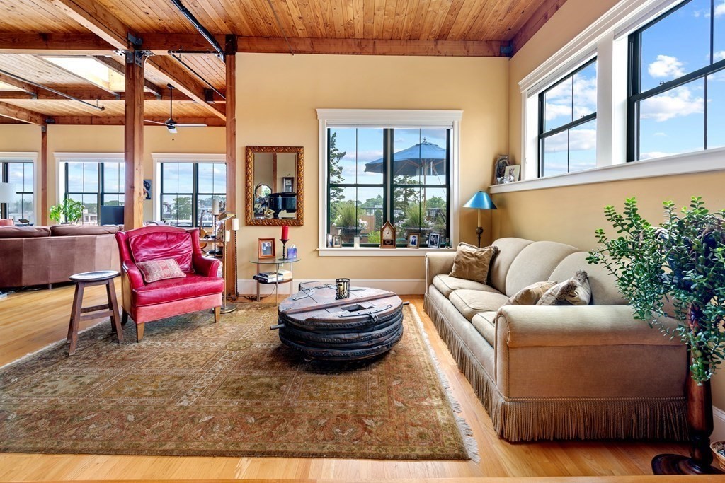 881 East First # 502