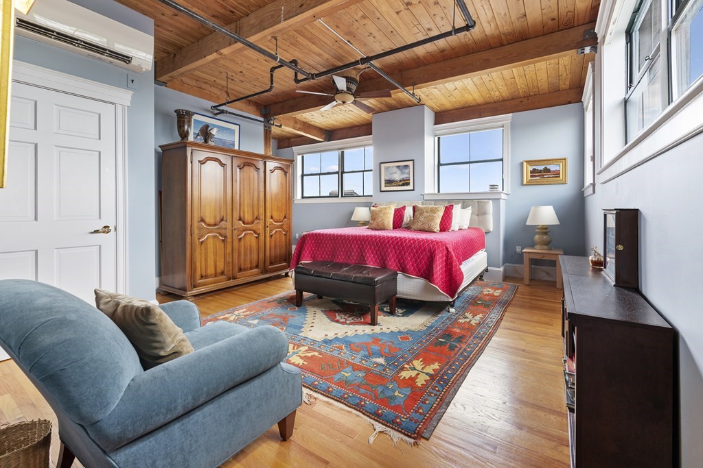 881 East First # 502