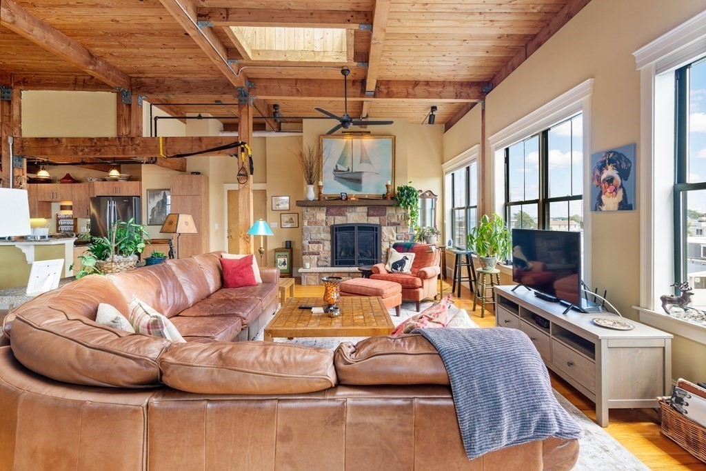 881 East First # 502