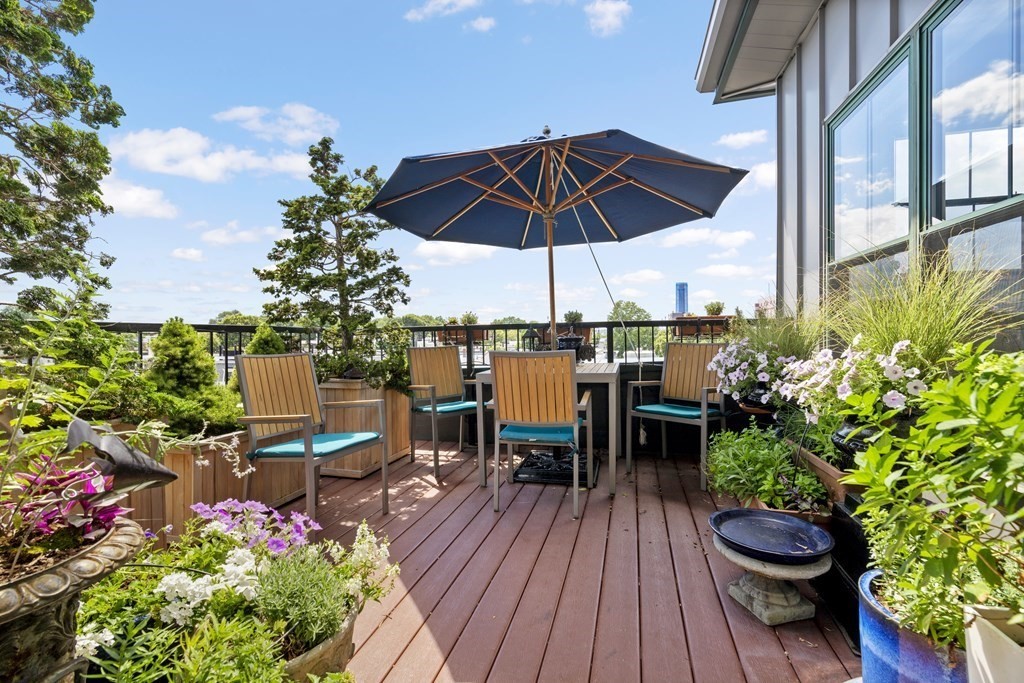 881 East First # 502