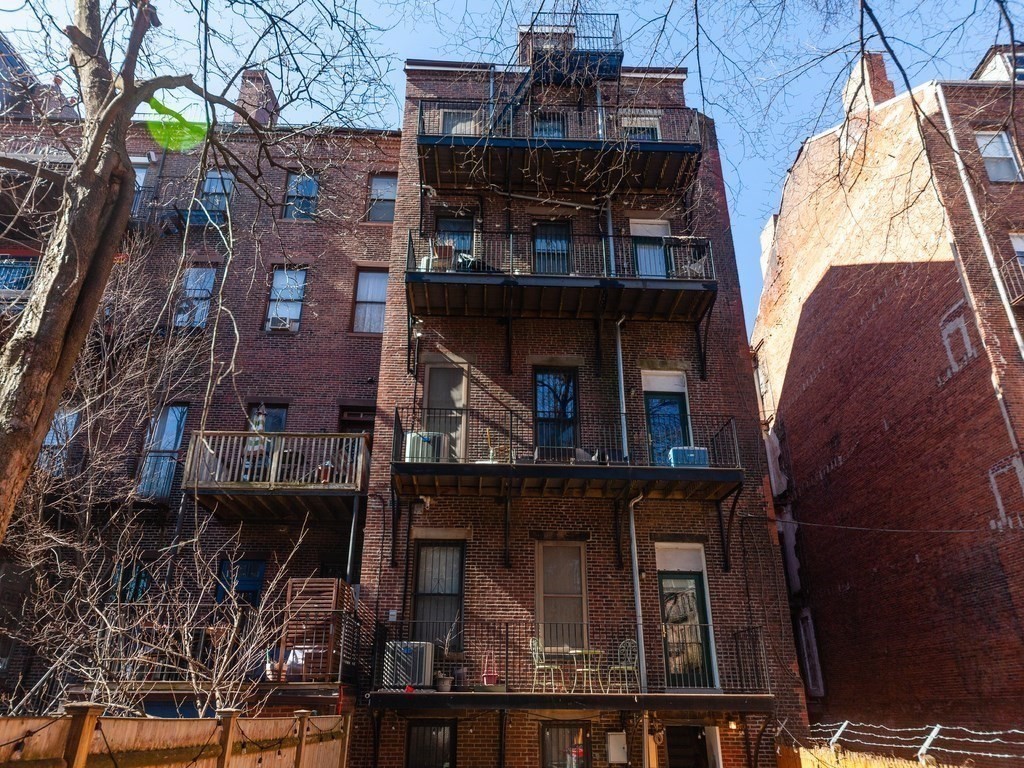 1662 Washington St. # 4