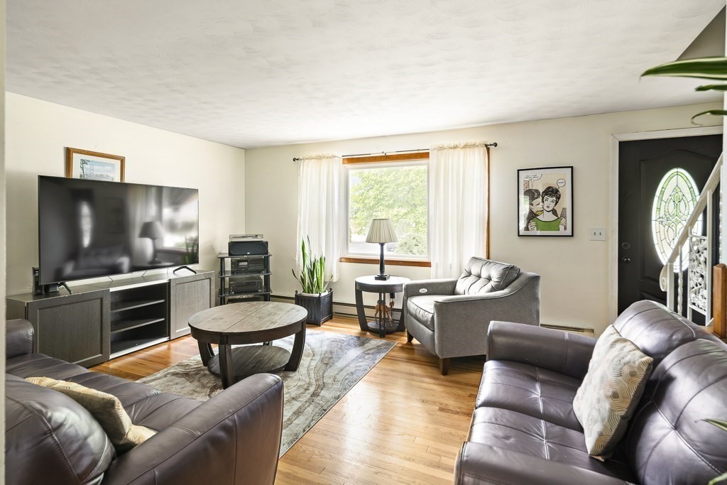 156 Commonwealth Ave