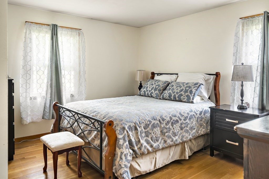 156 Commonwealth Ave