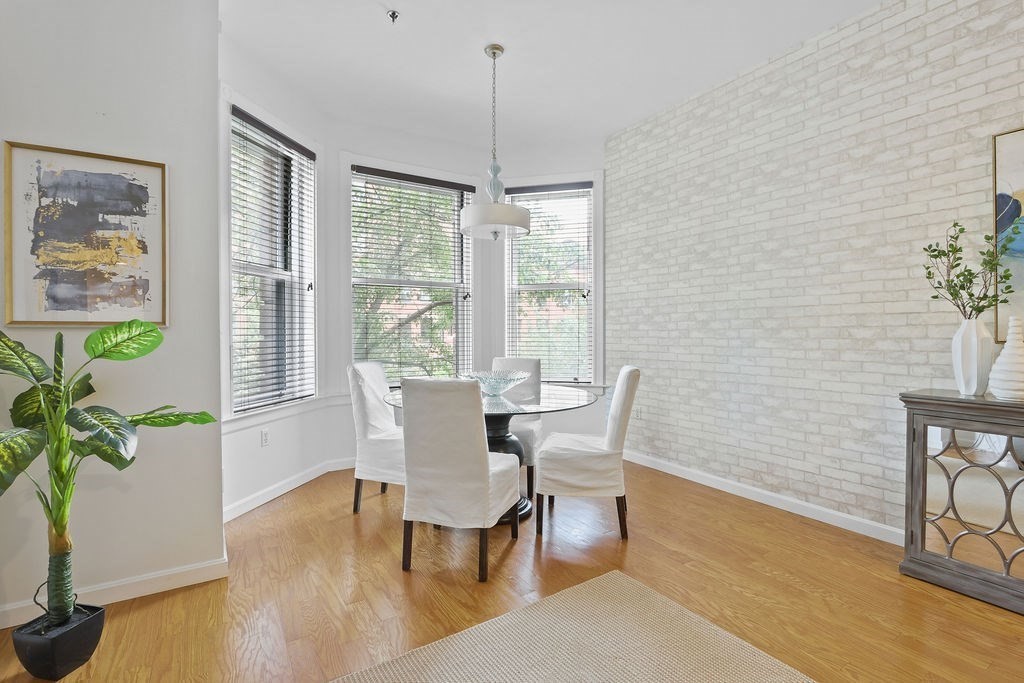 416 Marlborough St # 203