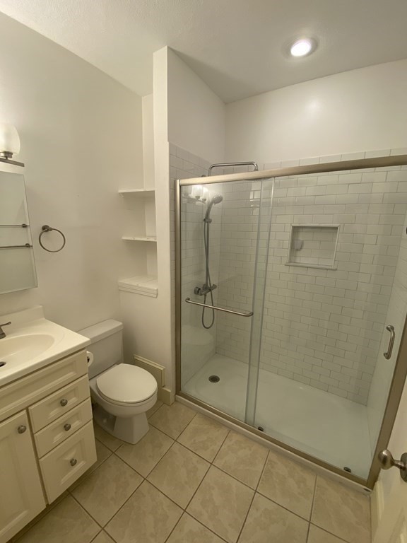 1 Centre St. Terrace # 12A