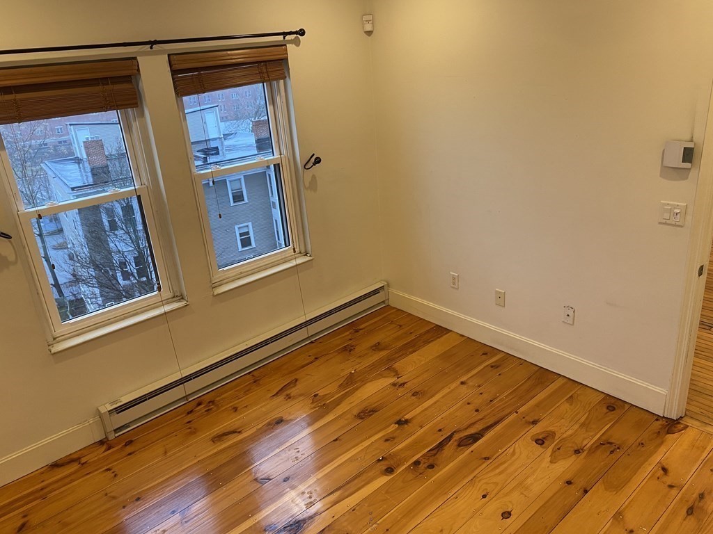 1 Centre St. Terrace # 12A