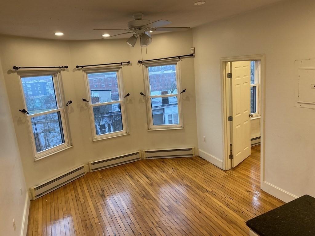 1 Centre St. Terrace # 12A