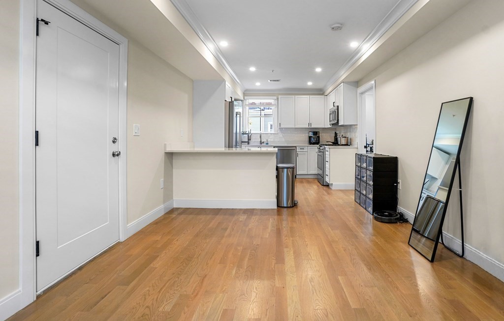 32 Blaine Street # 2