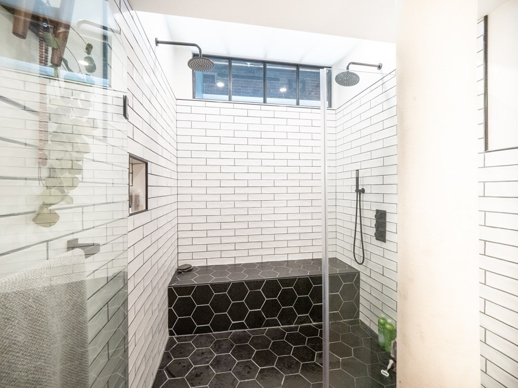 35 Saratoga Street # 3