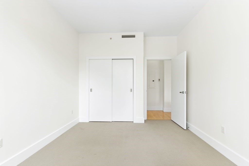 70 Lincoln Street # 416